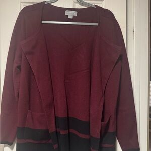 Liz Claiborne burgundy, open front, long cardigan. Front pockets. Lg. GUC